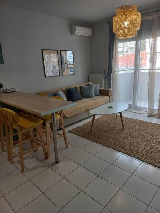Centrally Located 2 Apartment Volos